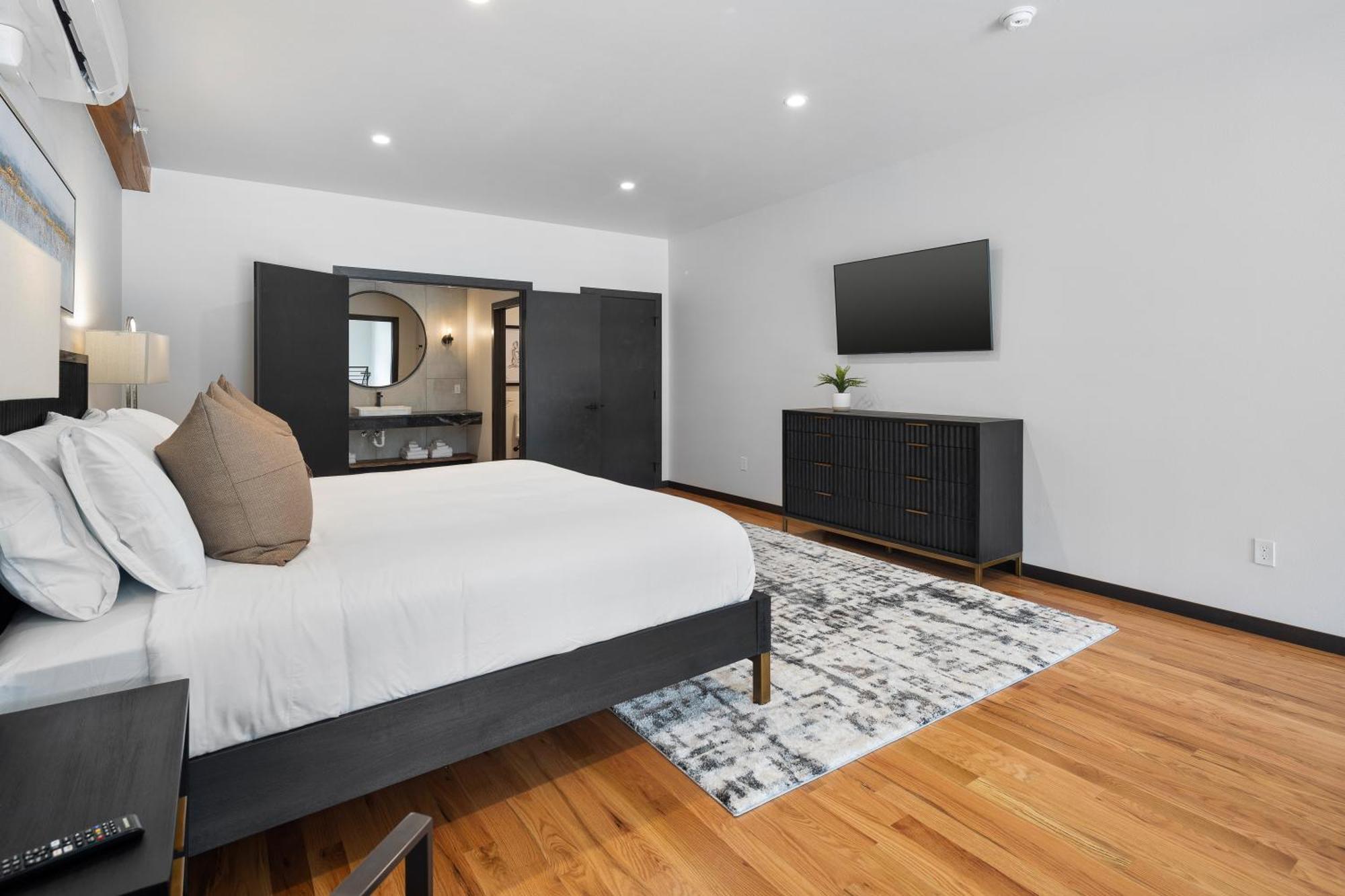 Mcgregor & Main - Luxury Lofts Apartment ฮิลล์ซิตี้ ภายนอก รูปภาพ