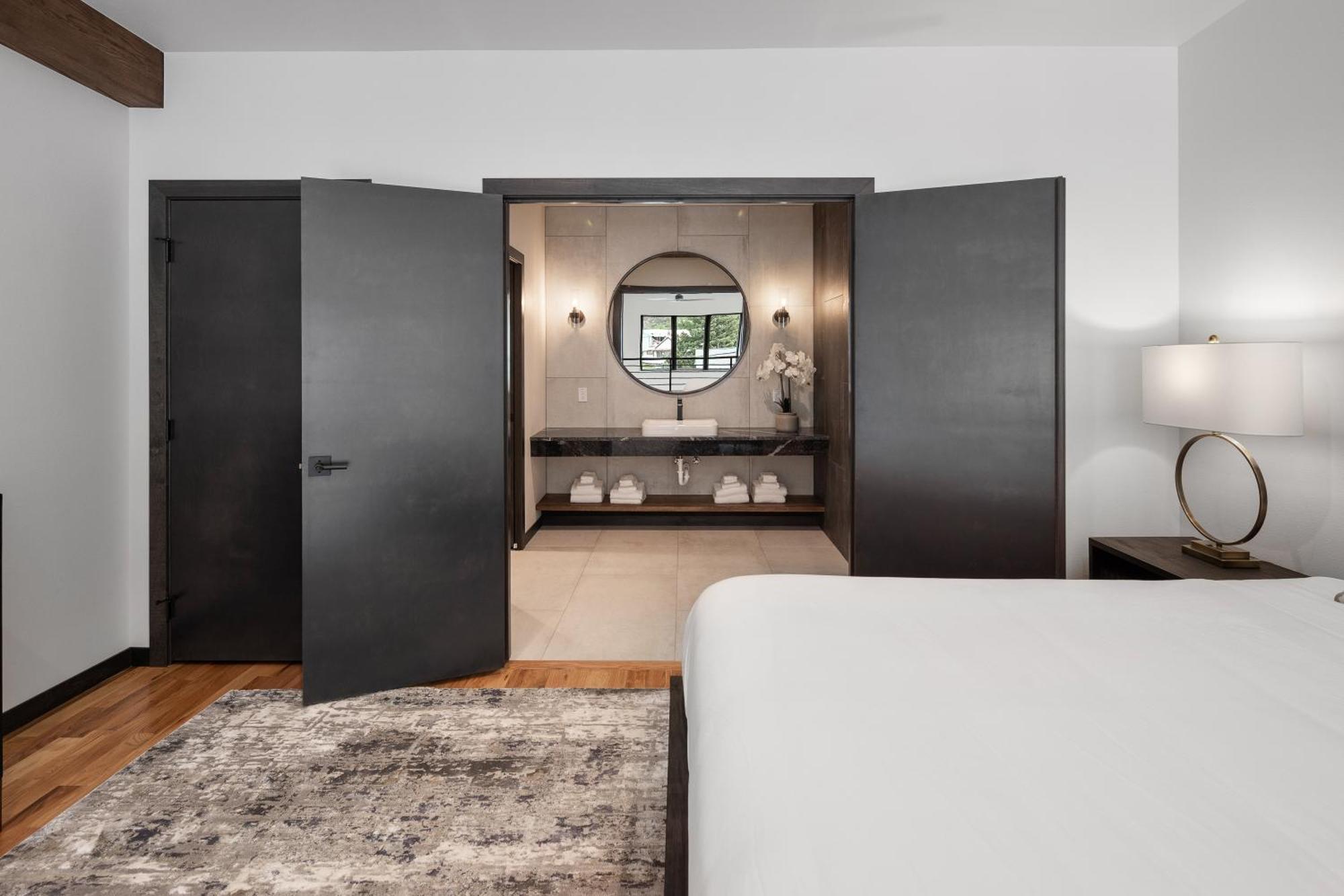 Mcgregor & Main - Luxury Lofts Apartment ฮิลล์ซิตี้ ภายนอก รูปภาพ